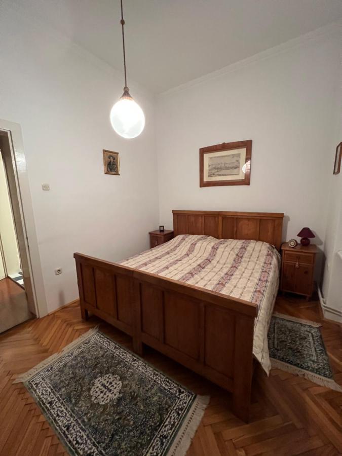 The Marchburg Apartment มาริบอร์ ภายนอก รูปภาพ